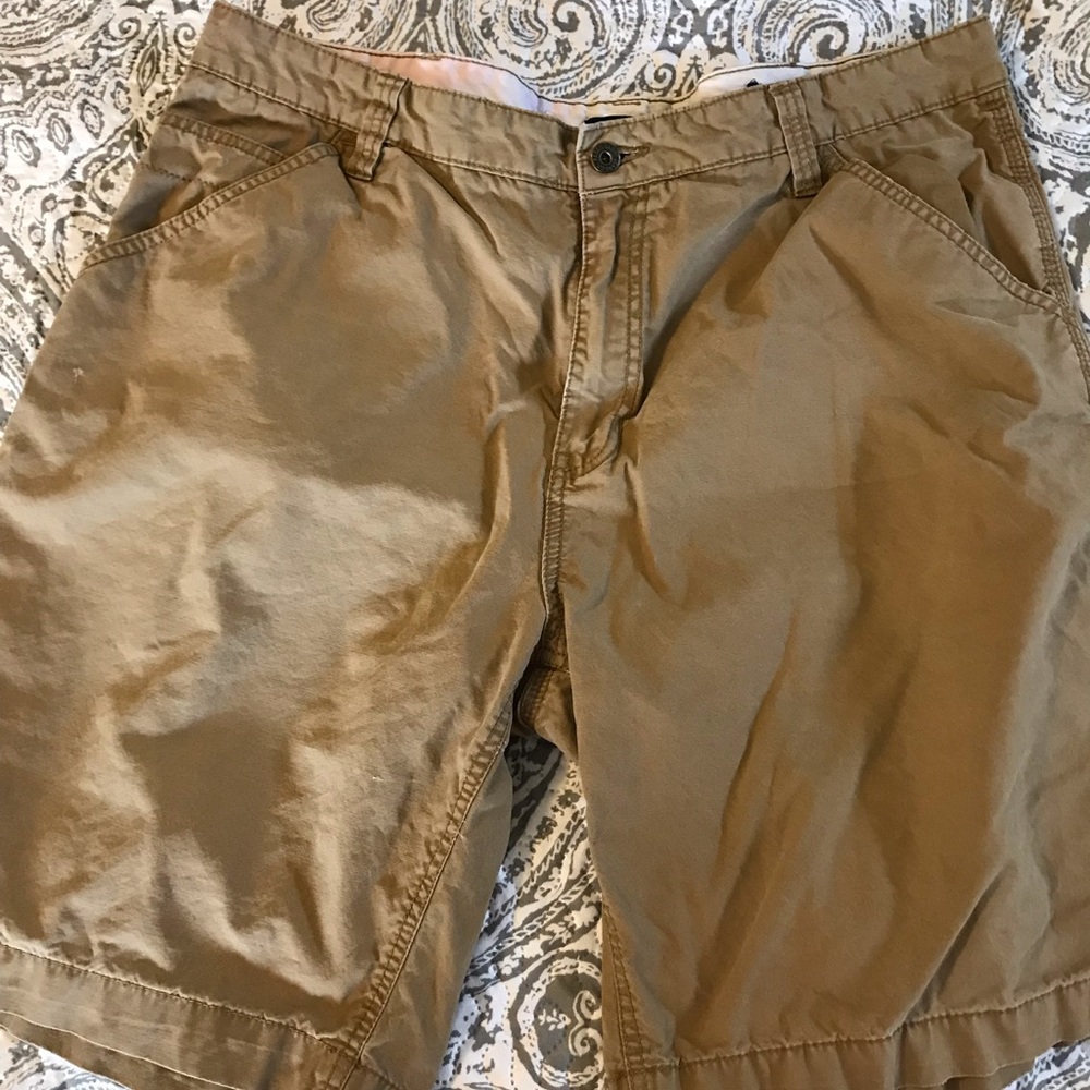 Faded Glory size 38 khaki
